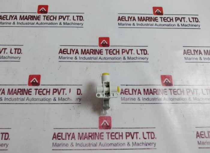 Smc V124A-5M0-x312 Solenoid Valve, 24Vdc