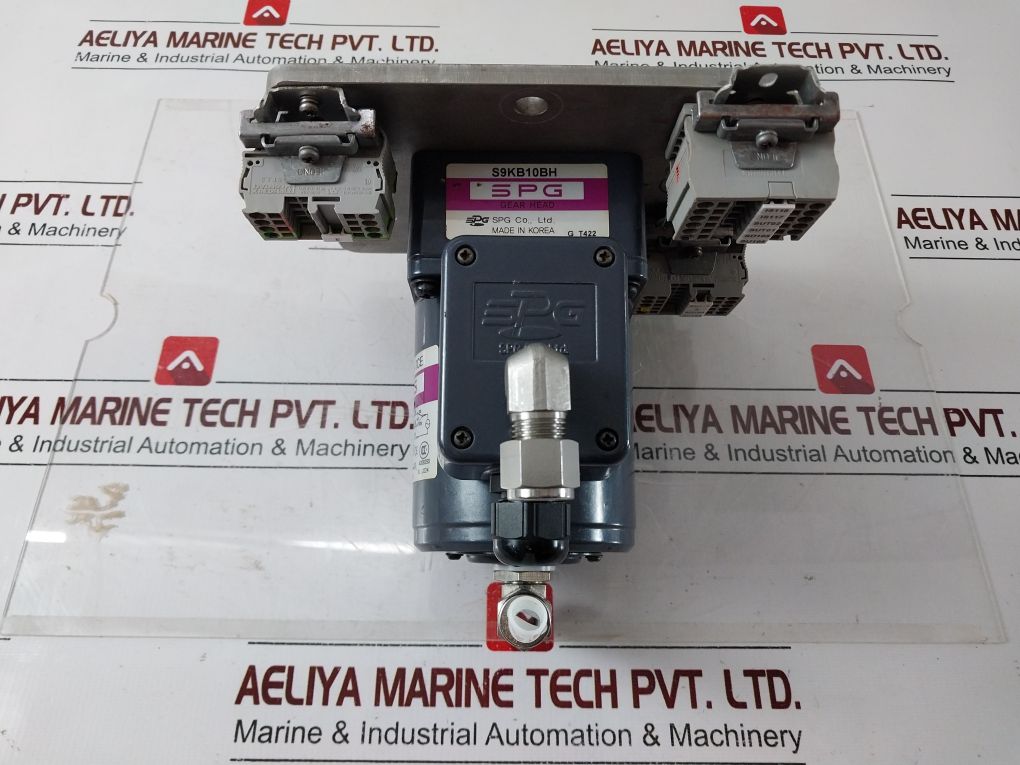 Spg S9Kb10Bh Gear Head With S9R40Gch-tce Reversible Motor