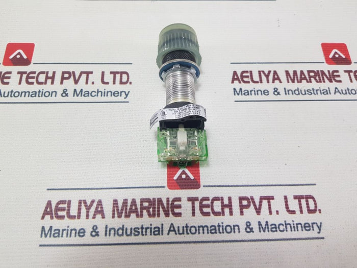 Square D 9001Ka2 Start Button W/Green Boot