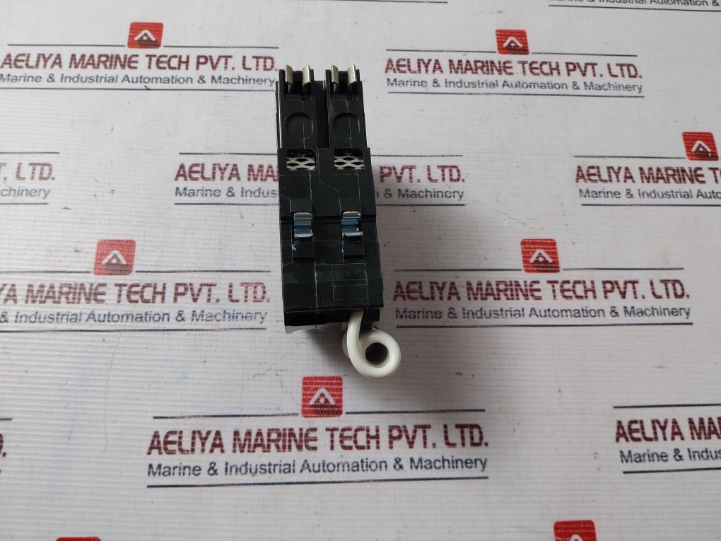 Square D Ad-910 Circuit Breaker 120/240V 60Hz