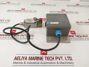 Stahl 8118/122 Terminal Box With 7-2911-1122/30 Plunger Limit Switch