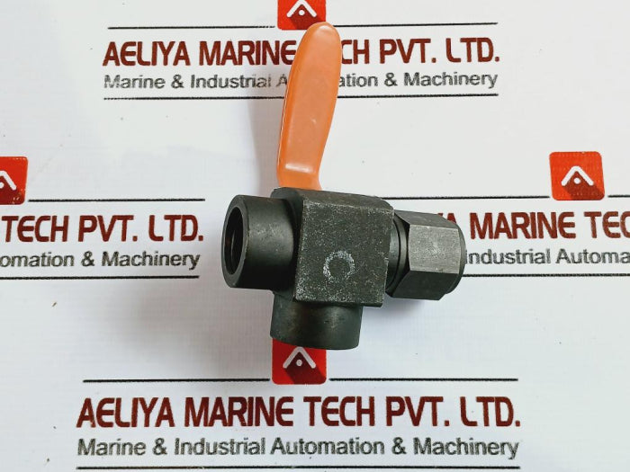 Stx L32/40 3-way Cock Pk114092500345