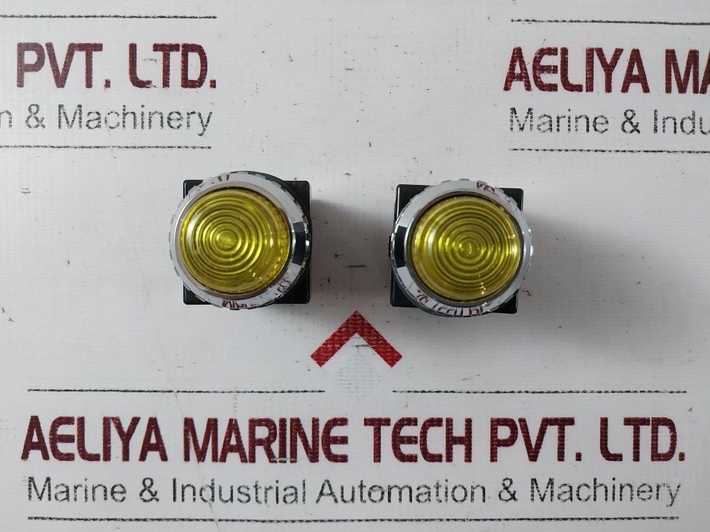 Lot Of 2X Sungho Pr30P-4L(Led Type) Signal Lamp