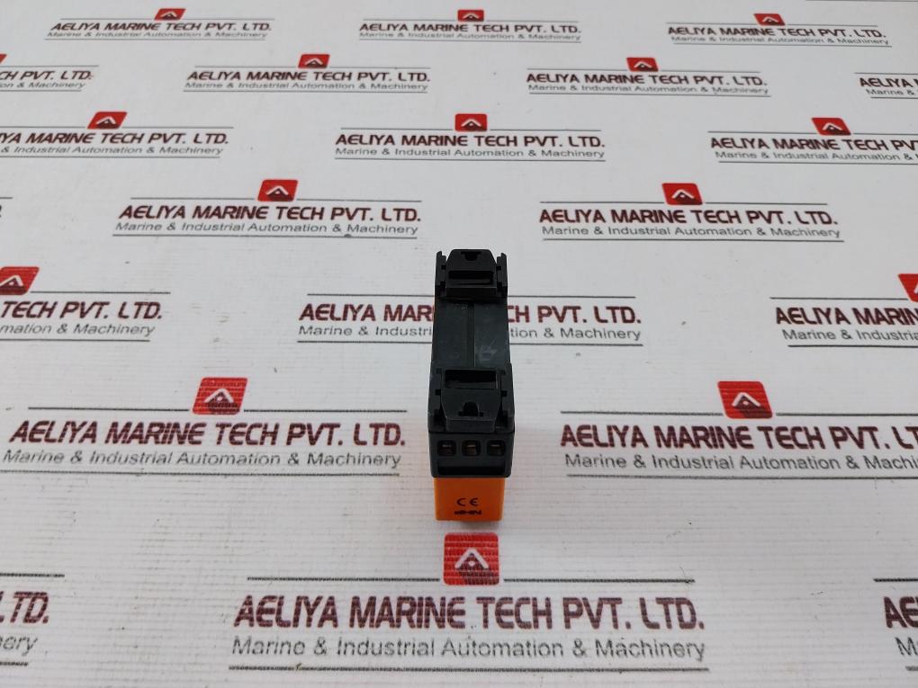 Syrelec Bar Time Relay 220-240 V~