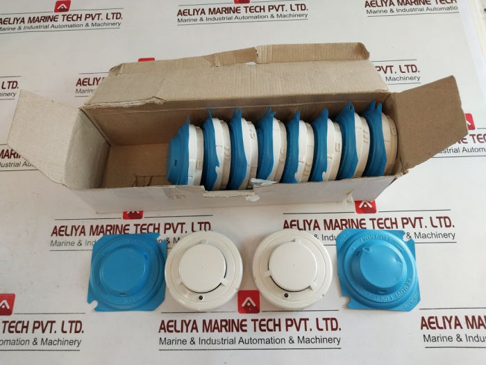 System Sensor 2351/Ec Smoke Detector En54-7:2000 *T-300804141*