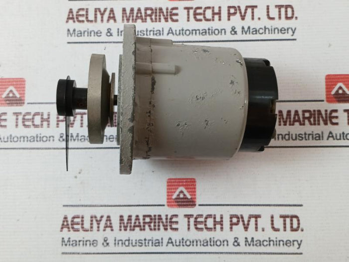 Tamagawa Ts 20 N 11 E 11 Synchro Tx-tr Motor 100/110V 50/60 Hz