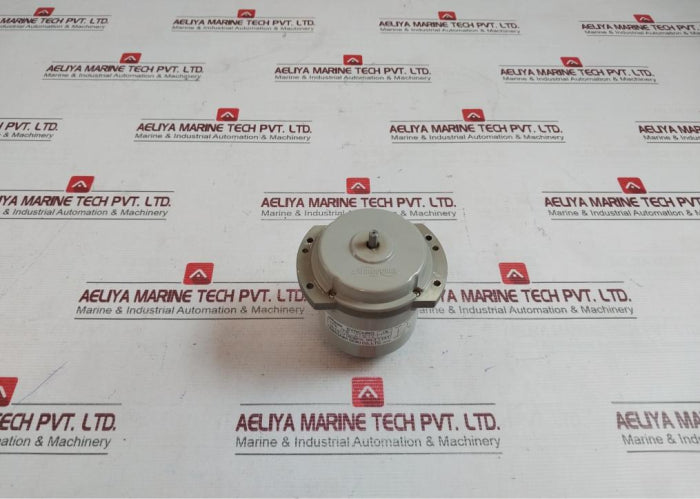 Tamagawa Ts 21N1E11 Synchro Motor 100/110V 50/60Hz Used