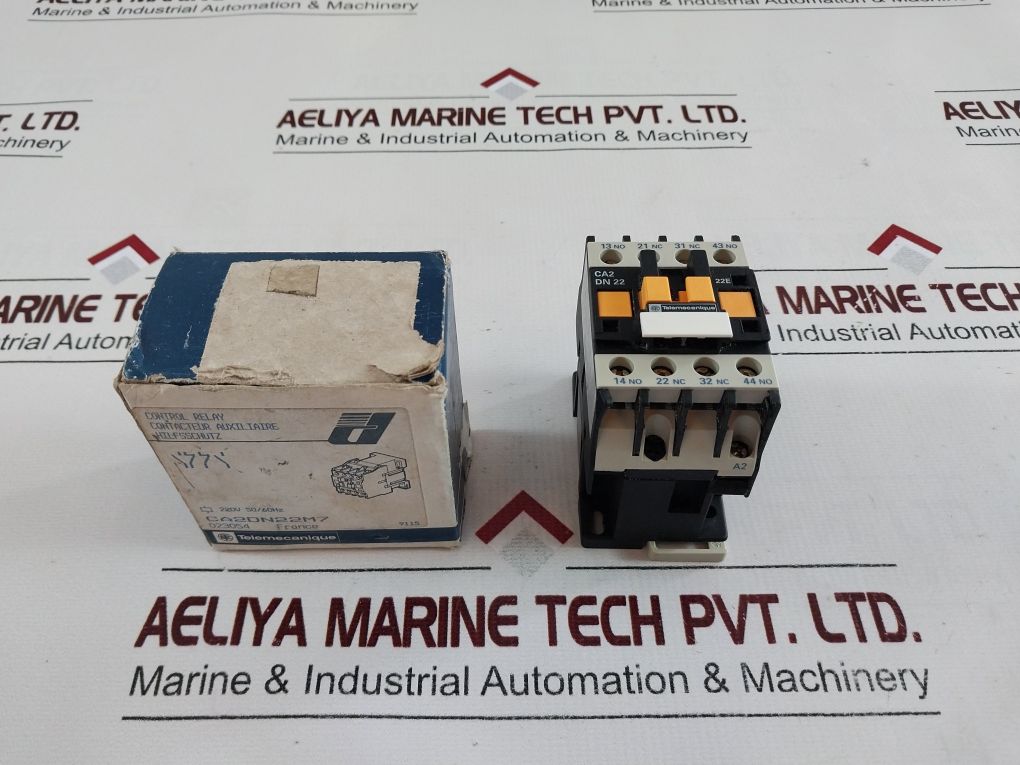 Telemecanique Ca2Dn22M7 Control Relay 220 V 50/60 Hz