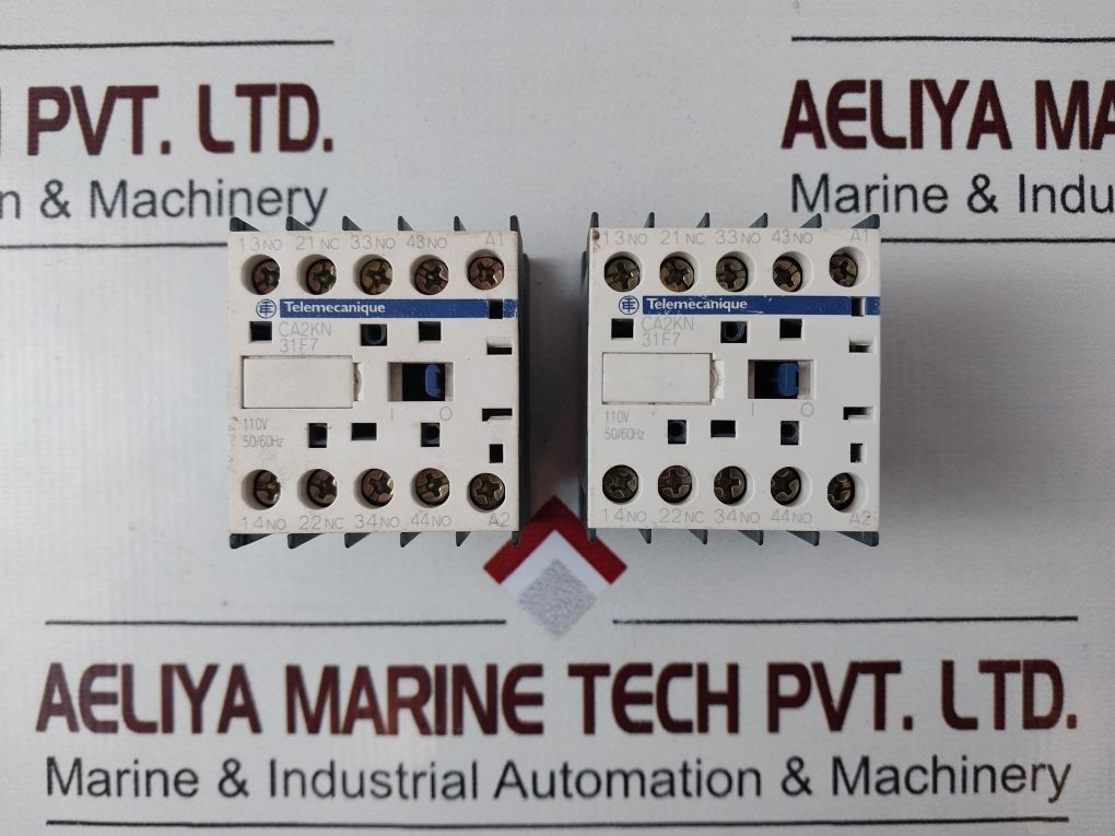 Telemecanique Ca2Kn31F7 Control Relay 10A 110V 50/60Hz