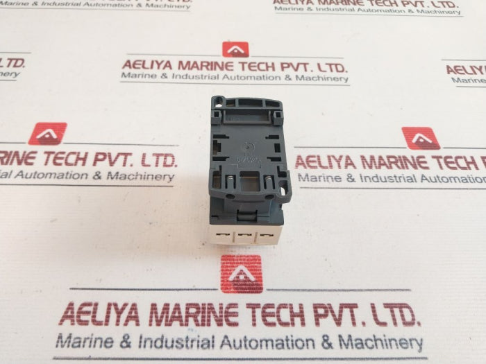 Telemecanique Cad32 Control Relay 6Kv 10A