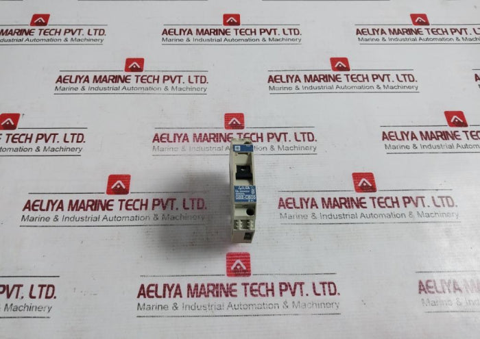 Telemecanique Gb2-cb05 Thermal Magnetic Circuit Breaker 0,5A 380/415V 220Vac