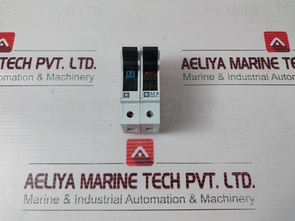 Telemecanique Gk 1-dc Terminal Block Fuse Holder