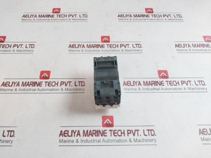 Telemecanique Gv2-rt10 Motor Circuit Breaker 690V Ac 50/60Hz  Awg 8-18 138A 6Kv