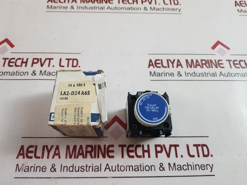Telemecanique la2-d24 a 65 time delay block