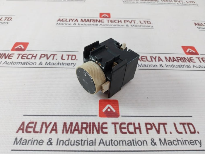 Telemecanique La3-d20 Time Delay Block