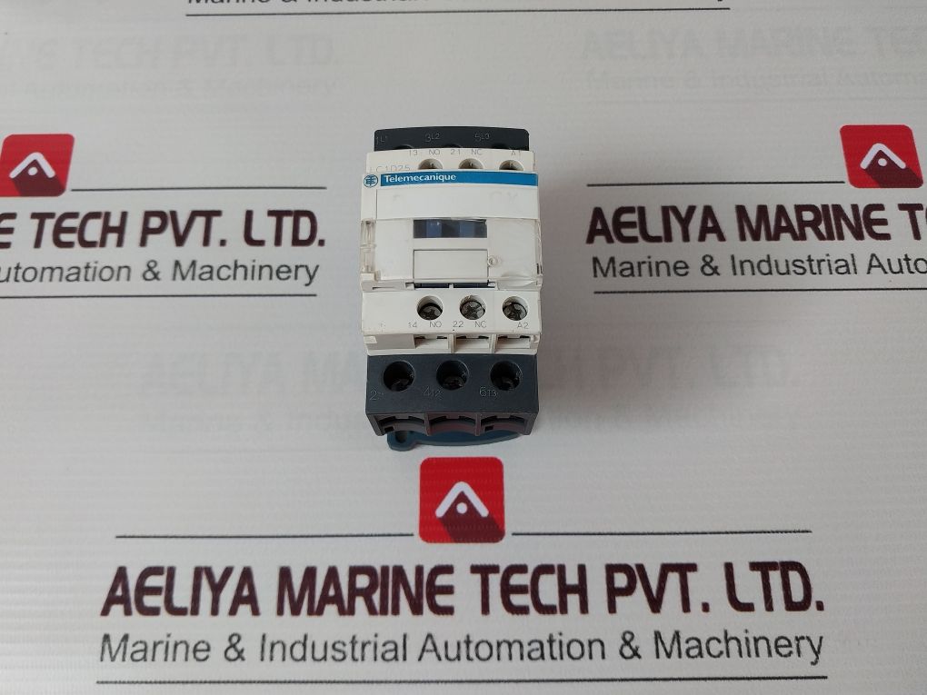 Telemecanique/Schneider Electric Lc1D25 Contactor 