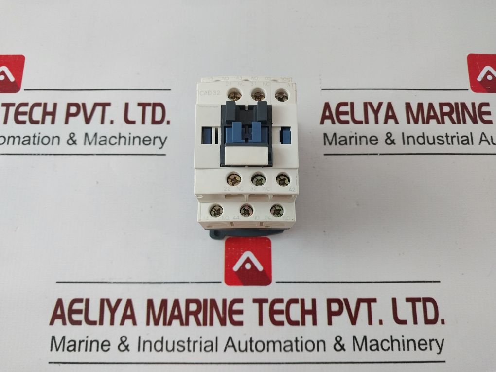 Telemecanique Cad32 M7 Contactor