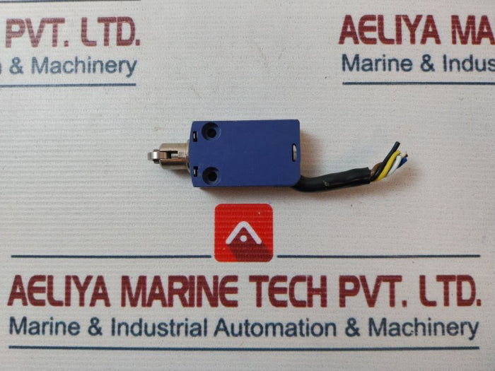 Telemecanique Schneider Zcmd21 Limit Switch