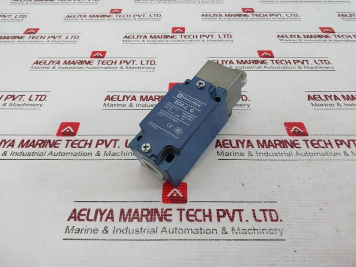 Telemecanique Xck-j.C Limit Switch Ac15 240V 3A Iec60947-5-1 Ip 66