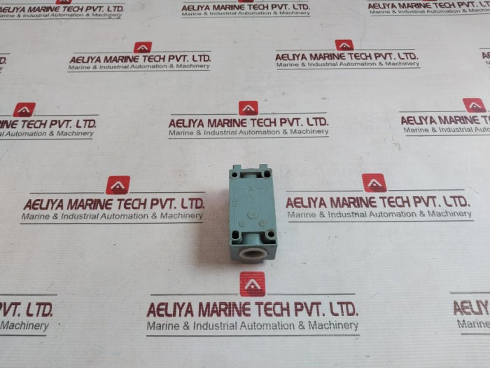 Telemecanique Xck-j Limit Switch 500V Zck-j1 3N9929