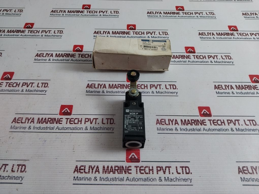 Telemecanique Xck-p118 Adjustable Roller Lever Limit Switch Ip65 500V