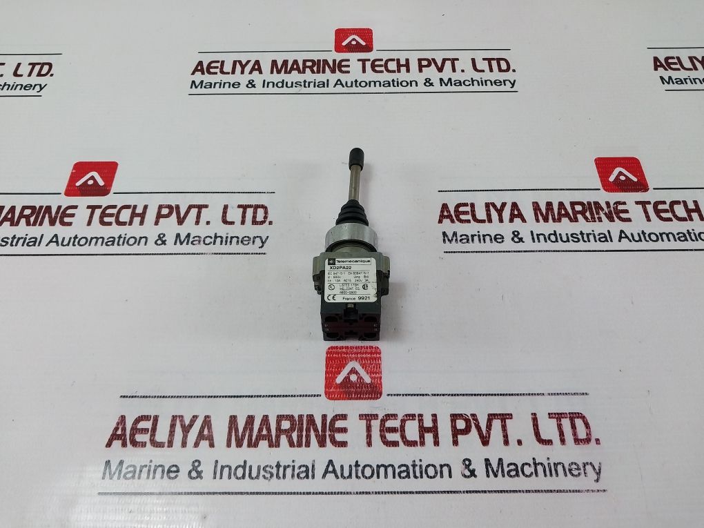 Telemecanique Xd2Pa22 Joystick Ac15 240V 3A