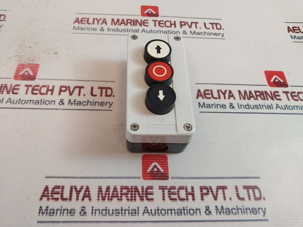 Telemecanique Xen-l1111 Pushbutton Switch 500V 6Kv