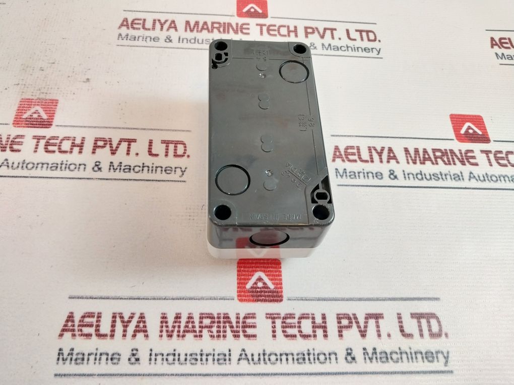 Telemecanique Xen-l1111 Pushbutton Switch 500V 6Kv