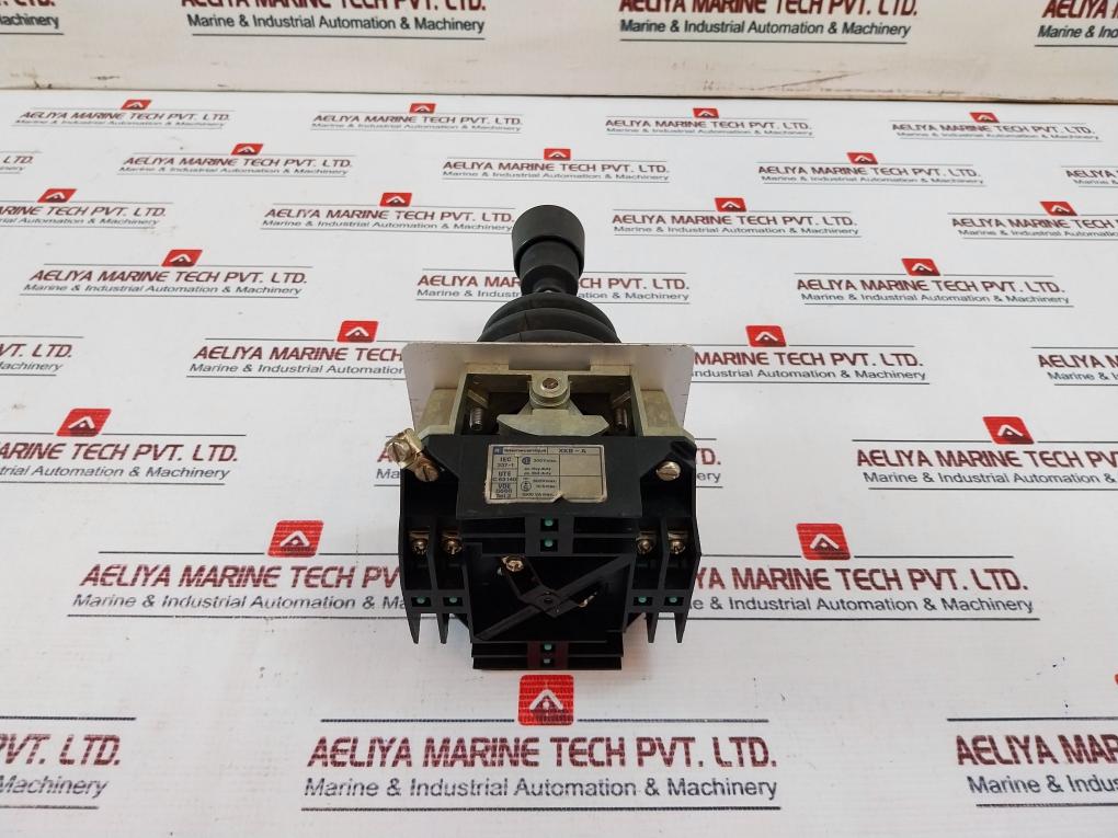 Telemecanique Xkb-a Joystick Controller 10A 1000Va