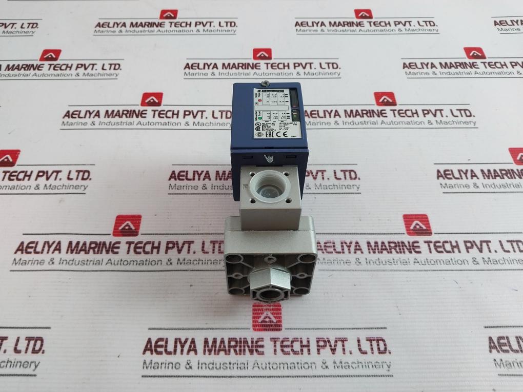 Telemecanique Xmlcm02V2S11 Pressure Switch 240V Ip66