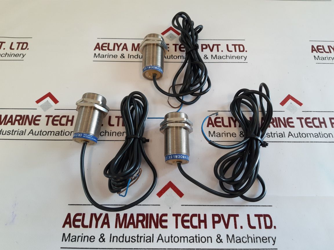 Telemecanique Xs1M30Ma230 Proximity Sensor