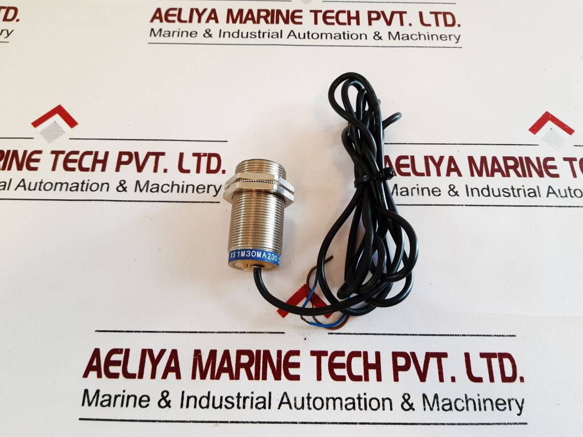 Telemecanique Xs1M30Ma230 Proximity Sensor