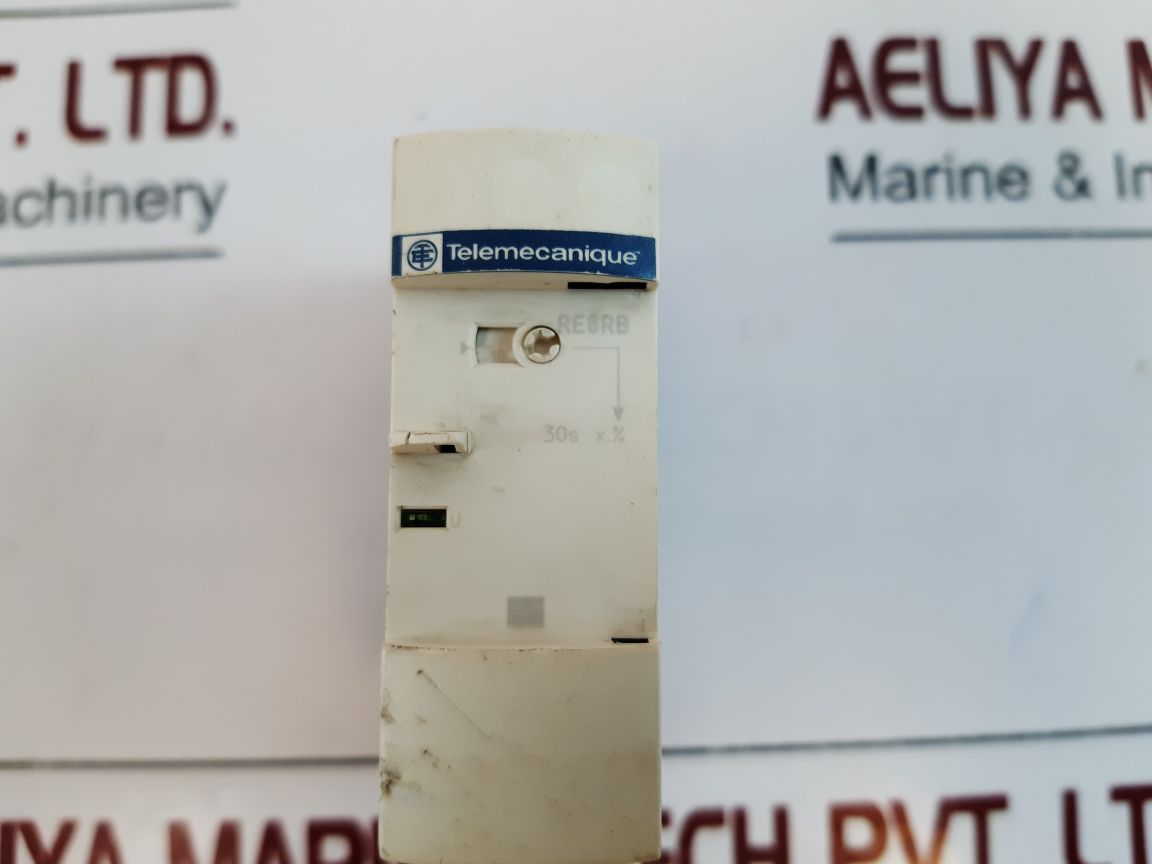 Telemecanique/Schneider Re8Rb31Bu Timing Relay 0.3S-30S