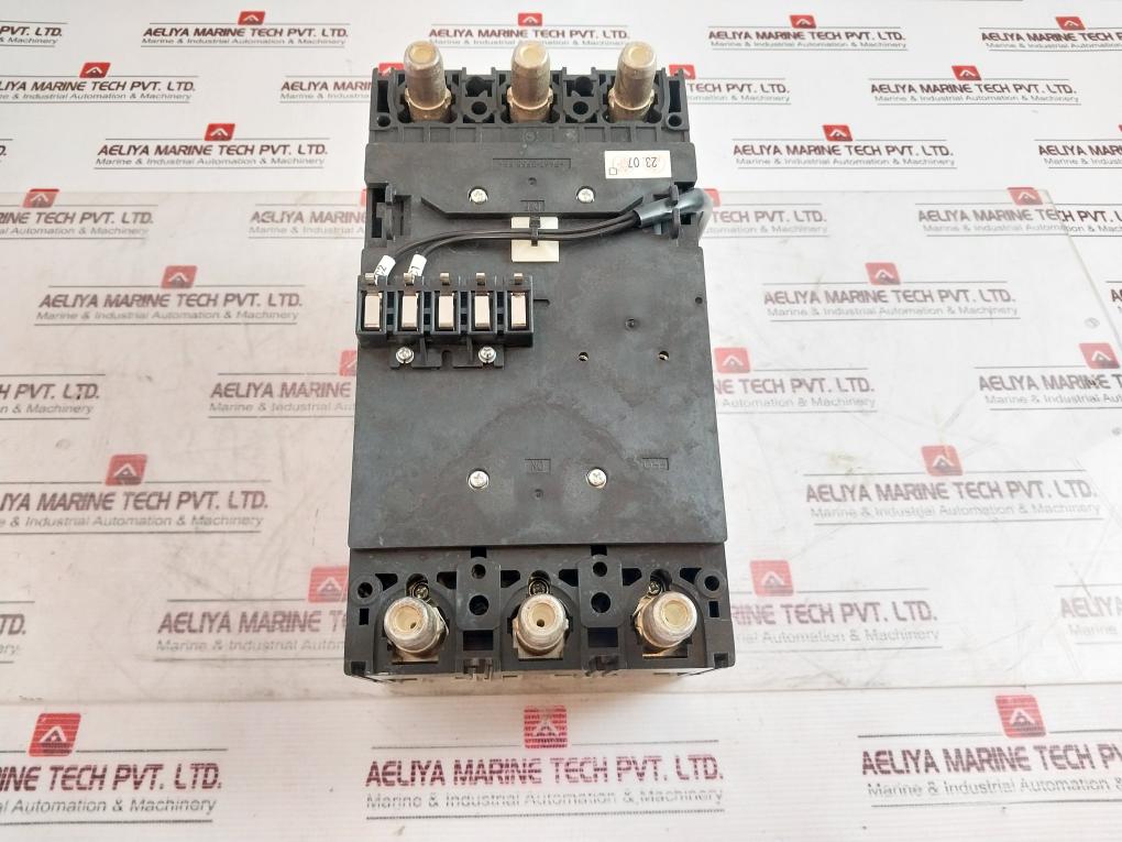 Terasaki Electric S400-cf Case Circuit Breaker 400A 3 Pole T2Pm40E3A
