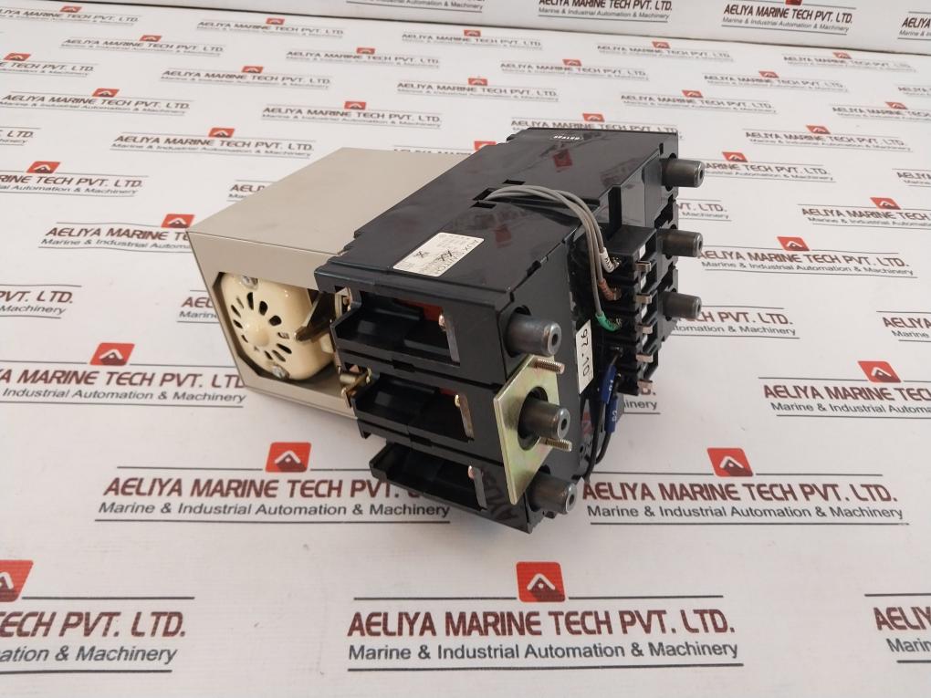 Terasaki Xs225Ns Circuit Breaker Motor Operator Uvt Controller Xcu1 S / Xmb 3