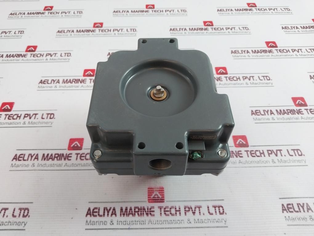 Topworx Txp-p2Cglmm0000R Limit Switch Box 120Vdc 3A Max M20