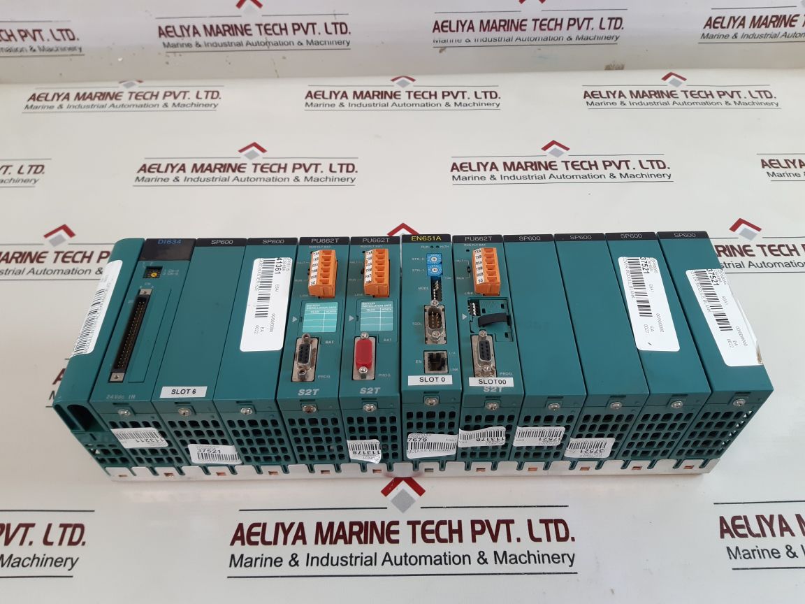 Toshiba Di634+Sp600+Pu662T+En651A Plc Module Rack