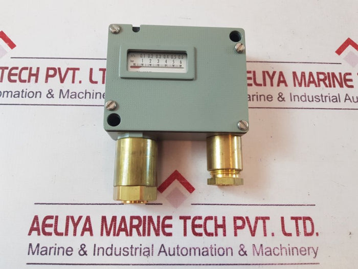 Trafag 900.2377.903 pressure switch 0…6 bar