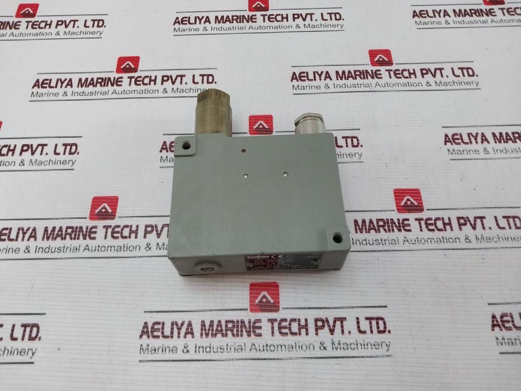 Trafag 900.2380.907 Pressure Switch 250V Ac 10(3)A