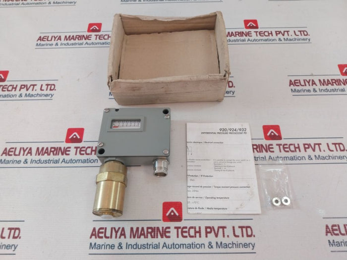 Trafag 920 2377 933 Differential Pressure Switch 0-6 Bar