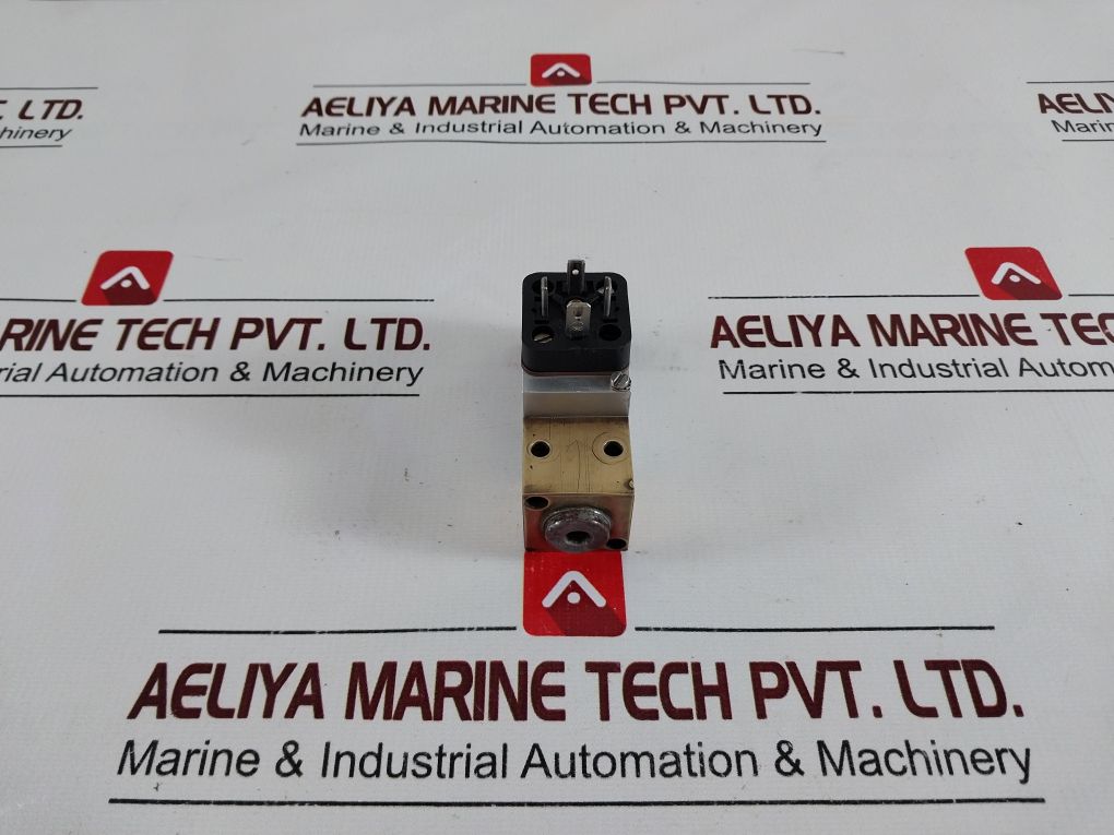 Trafag 9M0.2079 Pressure Switch
