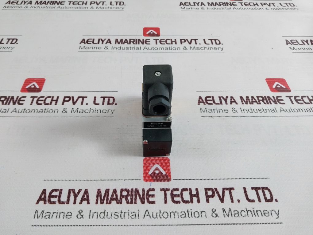 Trafag 9M0.2879 Electromechanical Pressure Switch 1...16 Bar