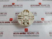 Traveller Adapter Select-a-plug Fused Max 5A 110-240V 