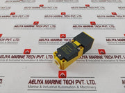 Turck Bi15-cp40-ad4X Proximity Sensor 10-65Vdc 3-100 Ma