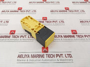 Turck Bi15-cp40-ad4X Proximity Sensor 10â€¦65 Vdc