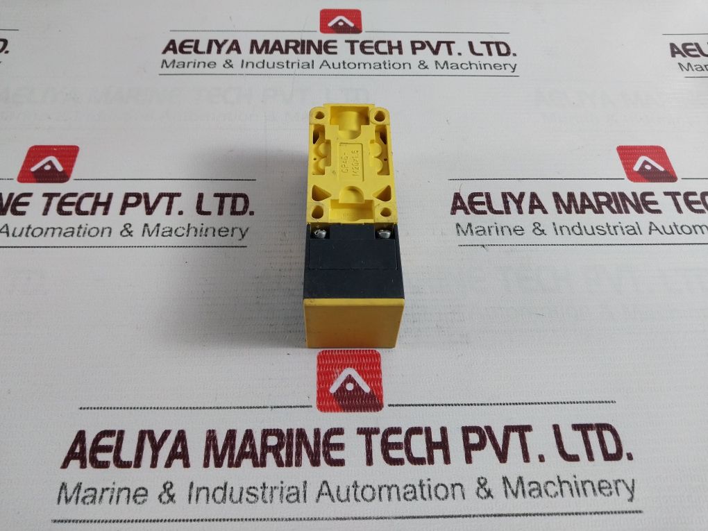 Bi15-cp40-y1X Turck Combi Prox Inductive Proximity Sensor