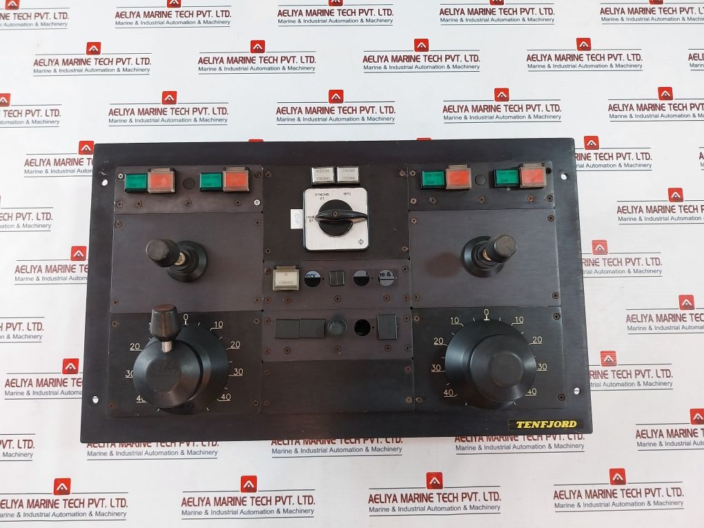Ulstein Tenfjord E7021-10-35 Controller 96051 24V