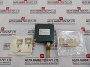 United Electric 102 Temperature Control Switch C11