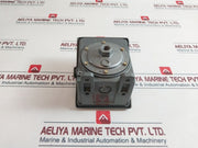 United Electric Controls J400 449 Pressure Switch