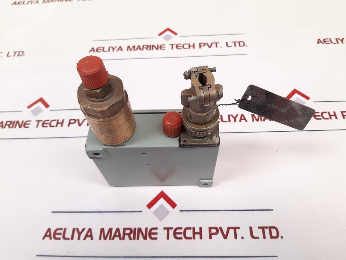 Varma Trafag Pa-3P4-w Pressure Switch 0 - 3.4 Bar